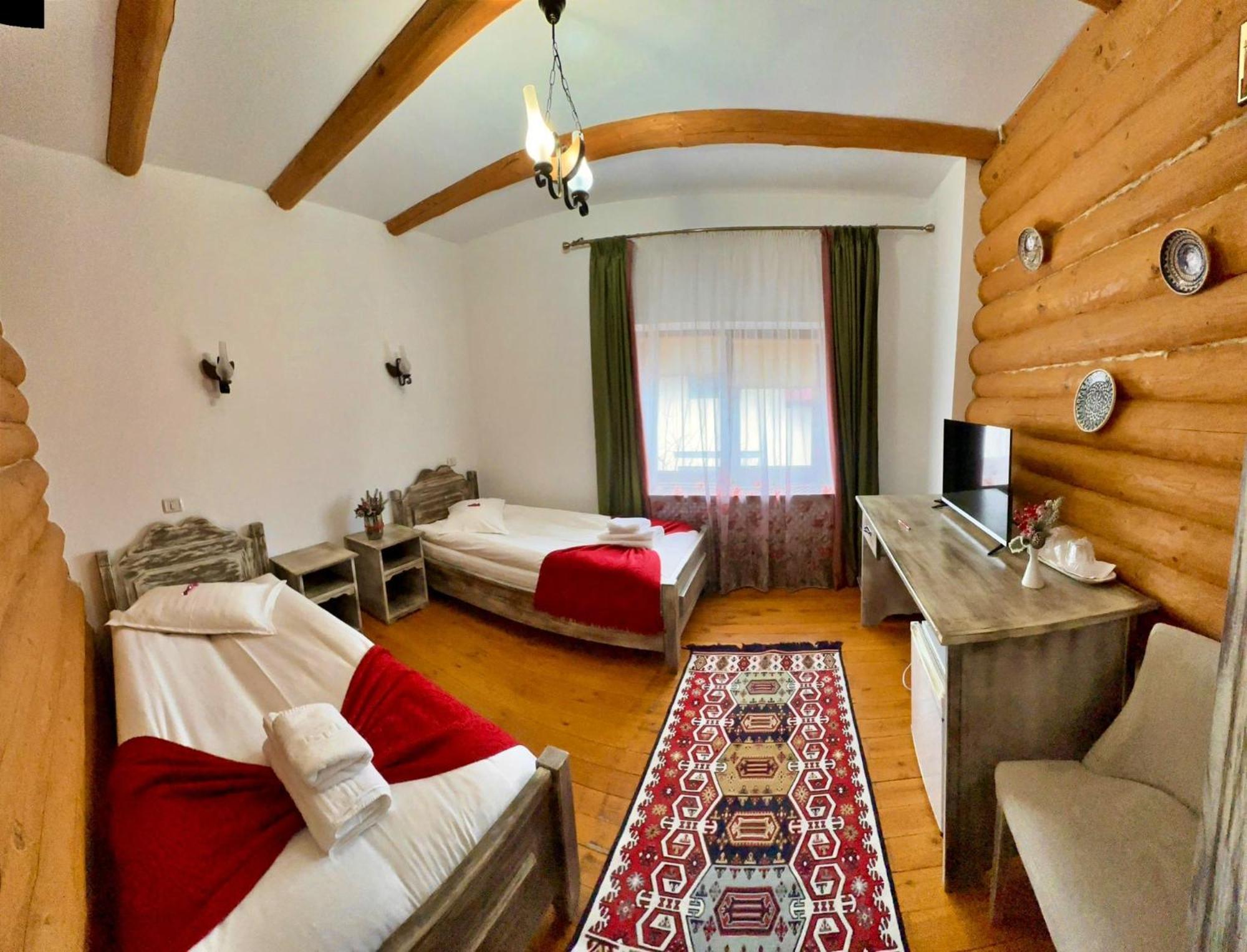 Domeniul Haiducilor Bucovina Suceava Extérieur photo