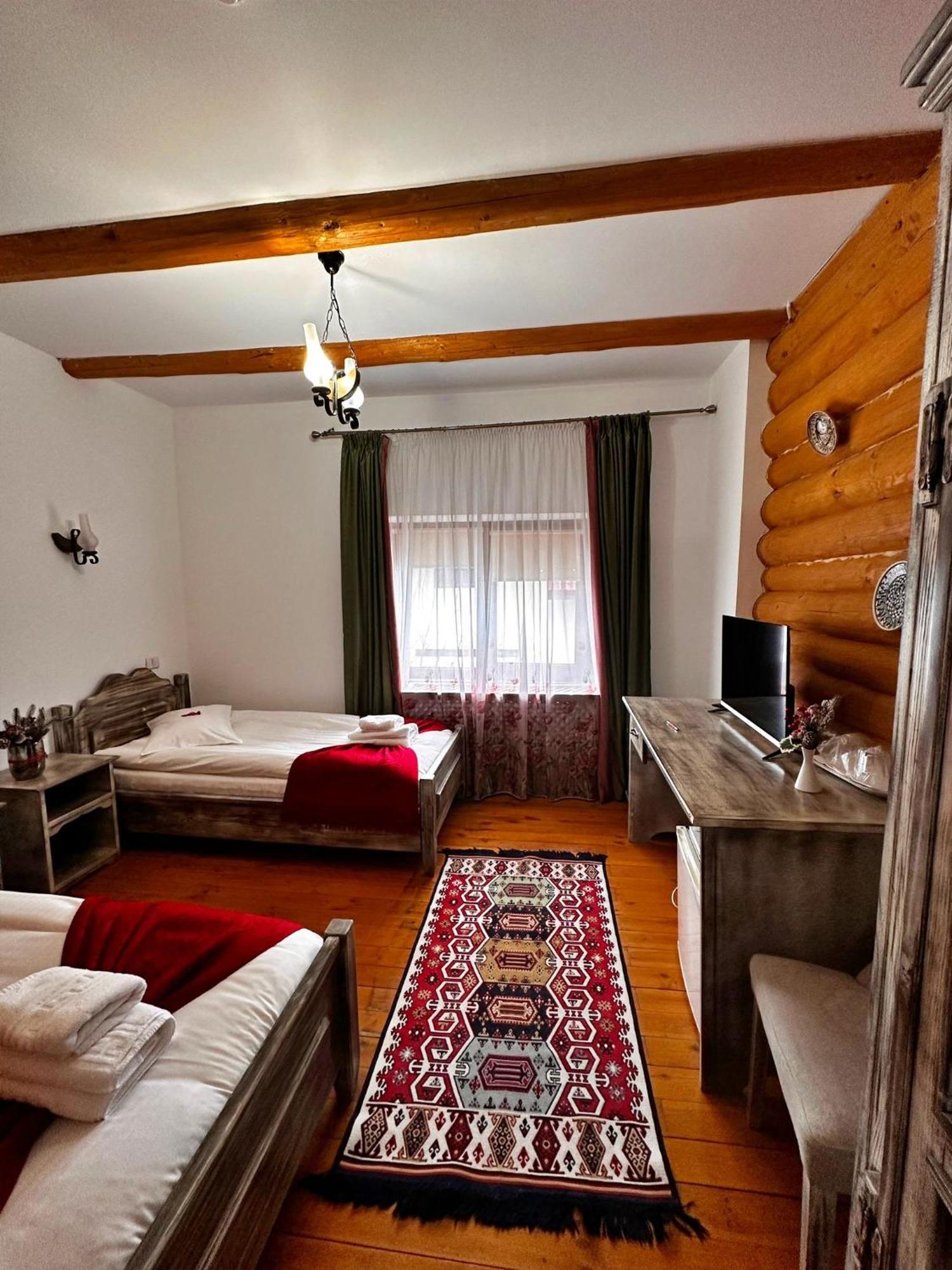 Domeniul Haiducilor Bucovina Suceava Extérieur photo
