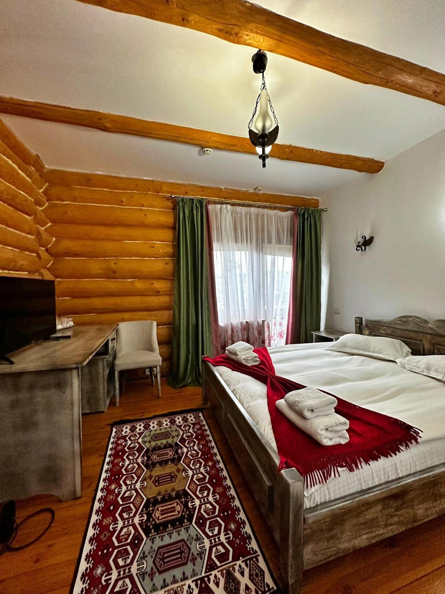 Domeniul Haiducilor Bucovina Suceava Extérieur photo